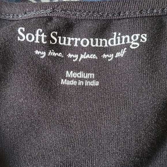 Soft Surroundings Black Embroidered Mixed Media Long Sleeve Tee Size Medium M - Picture 6 of 7